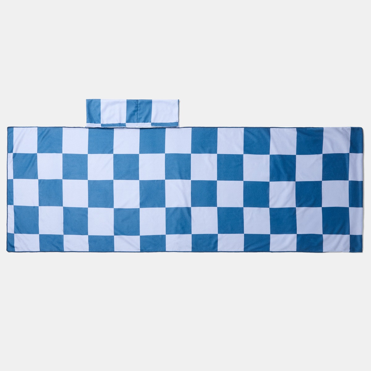 OHS Checkerboard Beach Towel in a Bag - Blue>