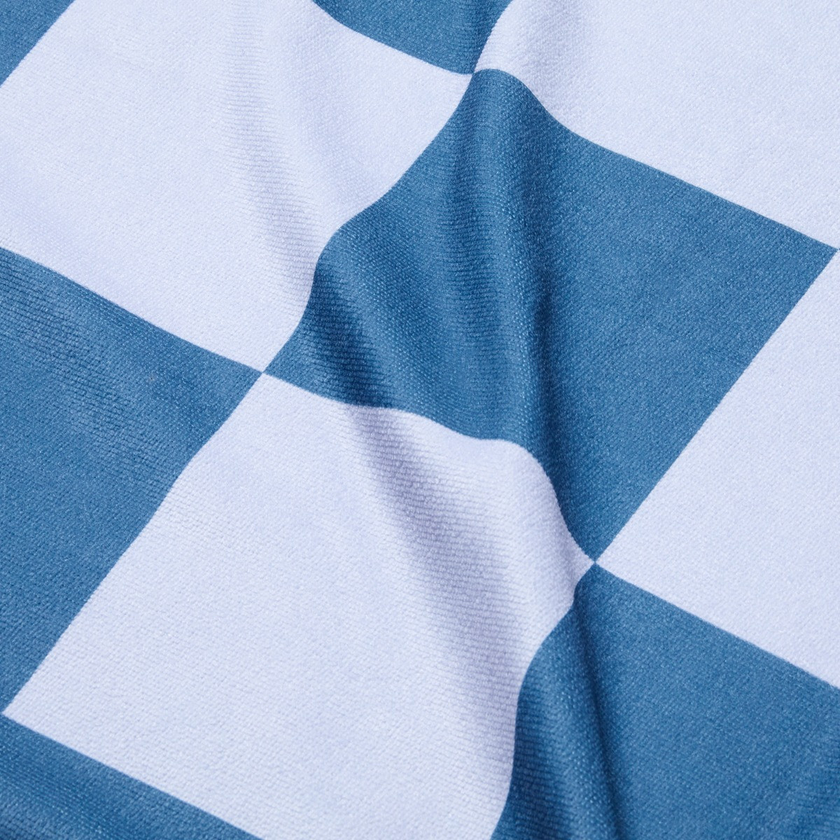 OHS Checkerboard Beach Towel in a Bag - Blue>