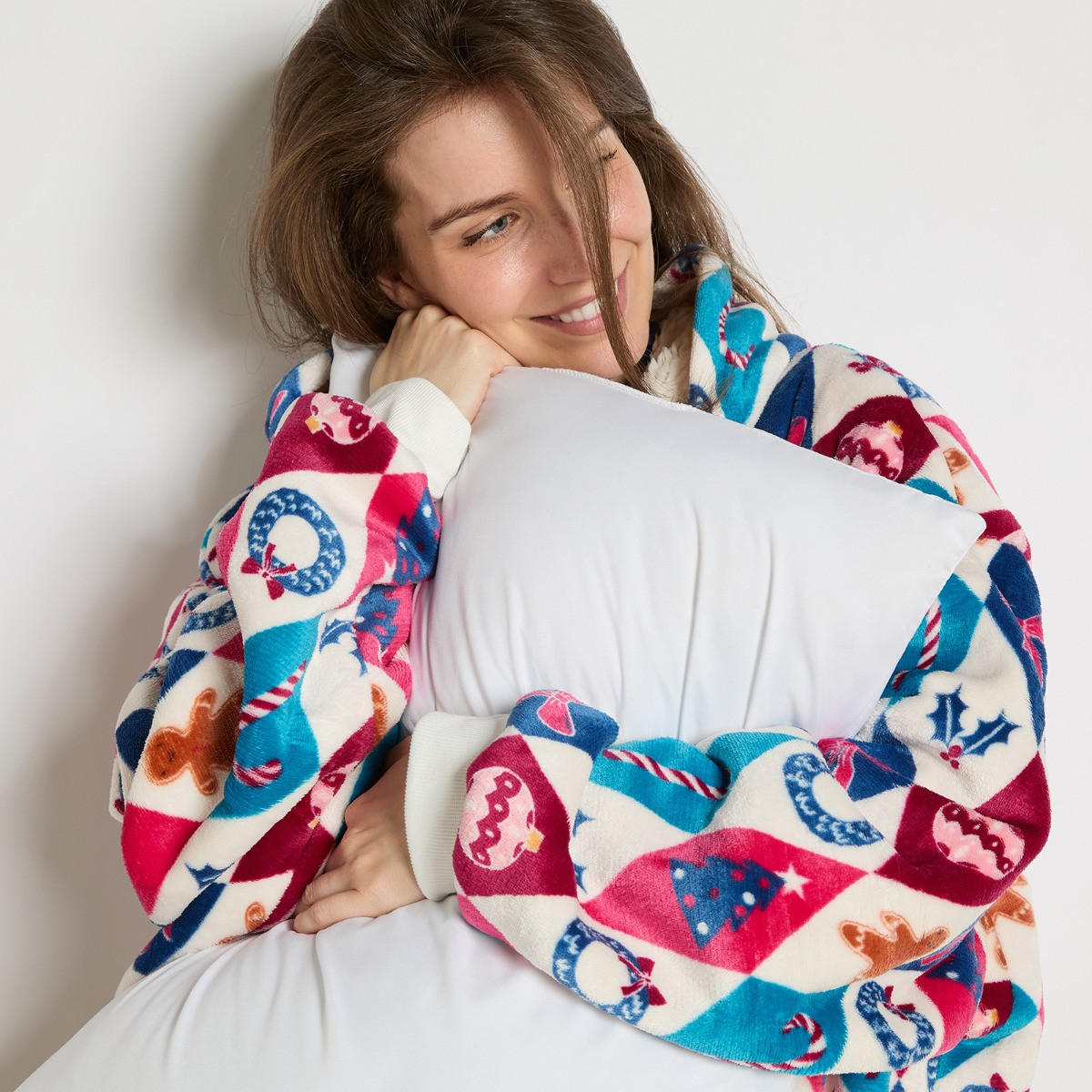 OHS Festive Harlequin Print Hoodie Blanket - Multi>