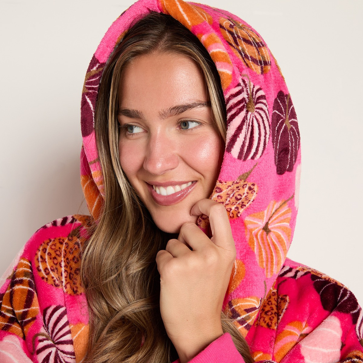OHS Cosy Adults Pumpkin Print Hoodie Blanket - Pink>