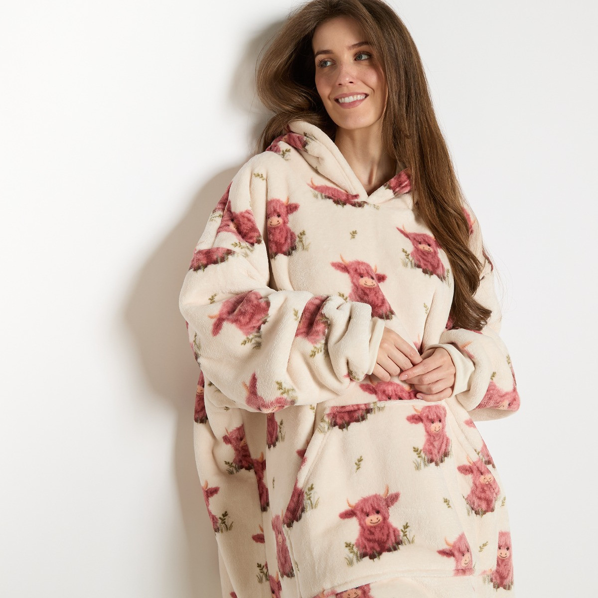 OHS Harry The Highland Cow Hoodie Blanket - Cream>