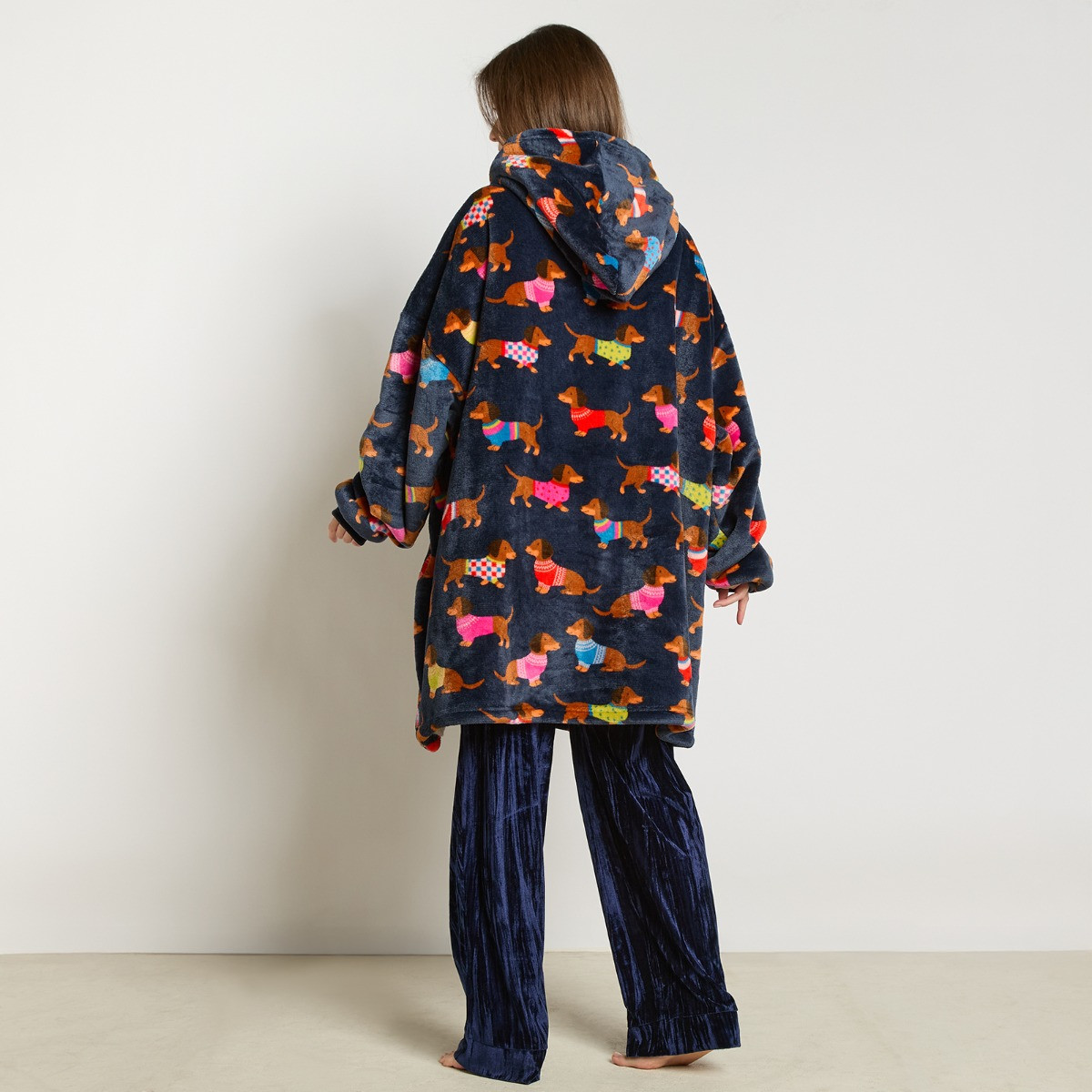 OHS Sausage Dog Print Hoodie Blanket - Navy>
