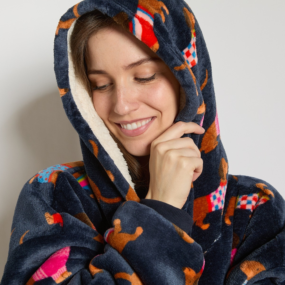 OHS Sausage Dog Print Hoodie Blanket - Navy>