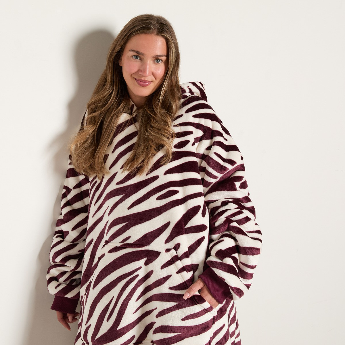 OHS Cosy Adults Zebra Print Hoodie Blanket - Burgundy/Cream>