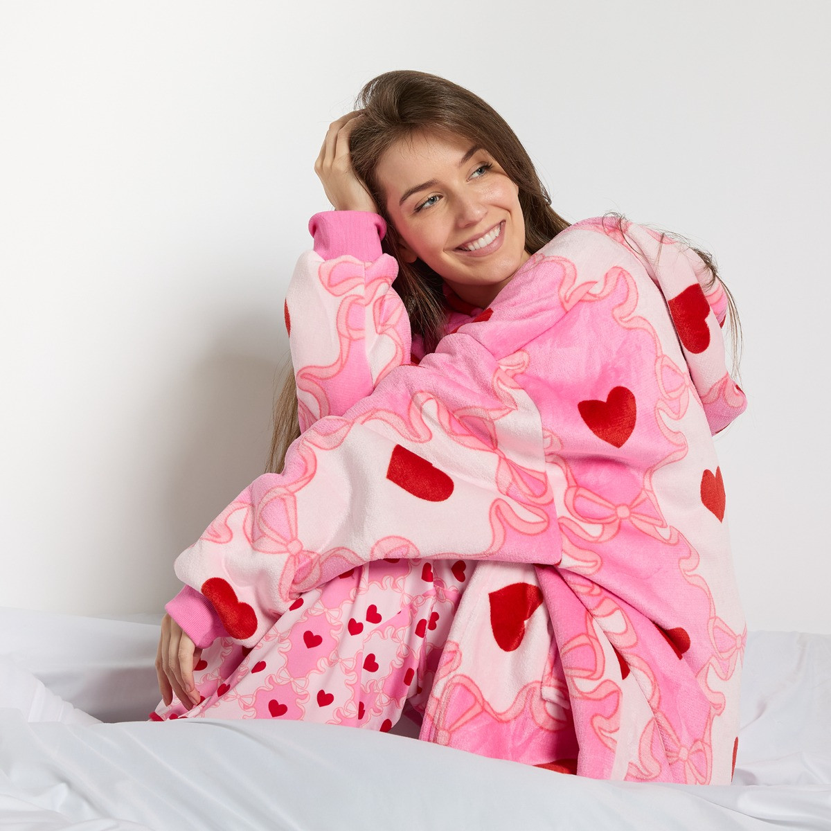 OHS Lattice Bow & Heart Print Hoodie Blanket - Pink>