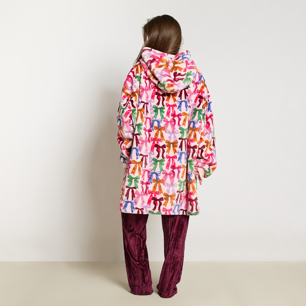 OHS Cosy Adults Multi Bow Print Hoodie Blanket - Pink>
