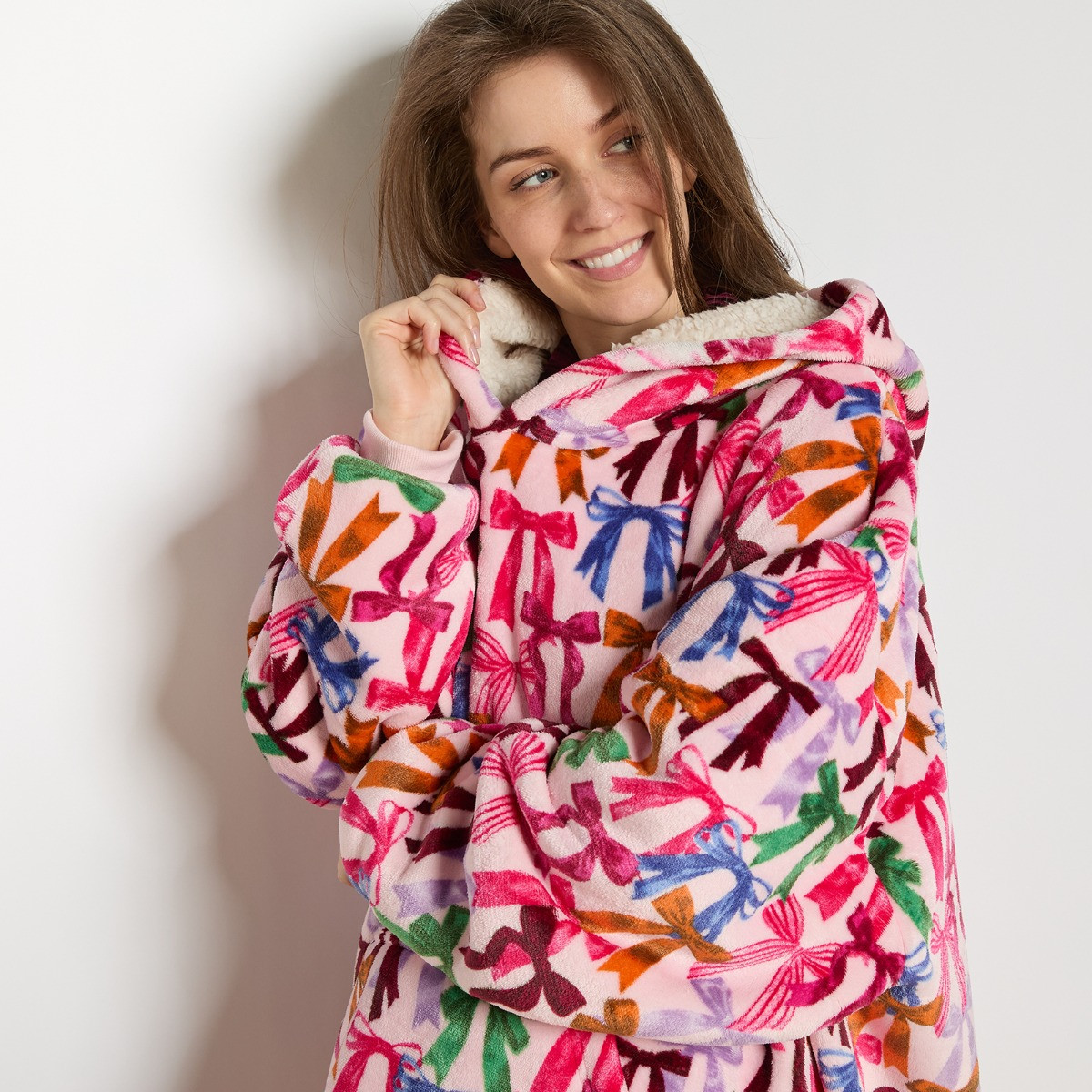 OHS Cosy Adults Multi Bow Print Hoodie Blanket - Pink>