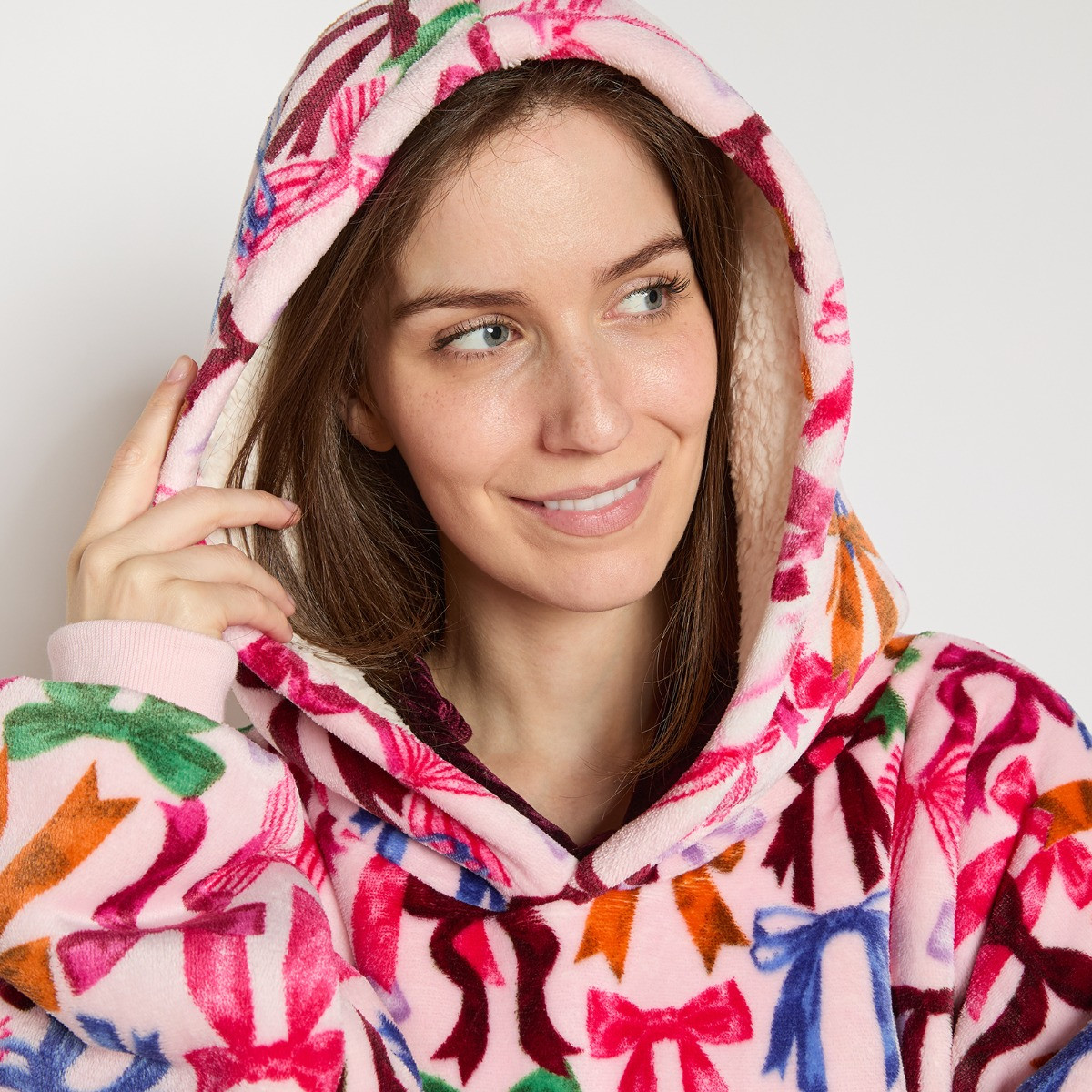 OHS Cosy Adults Multi Bow Print Hoodie Blanket - Pink>