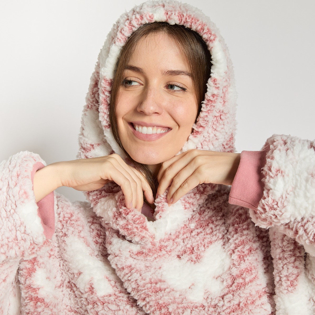OHS Cosy Adults Bows Extra Long Teddy Marl Hoodie Blanket - Blush>