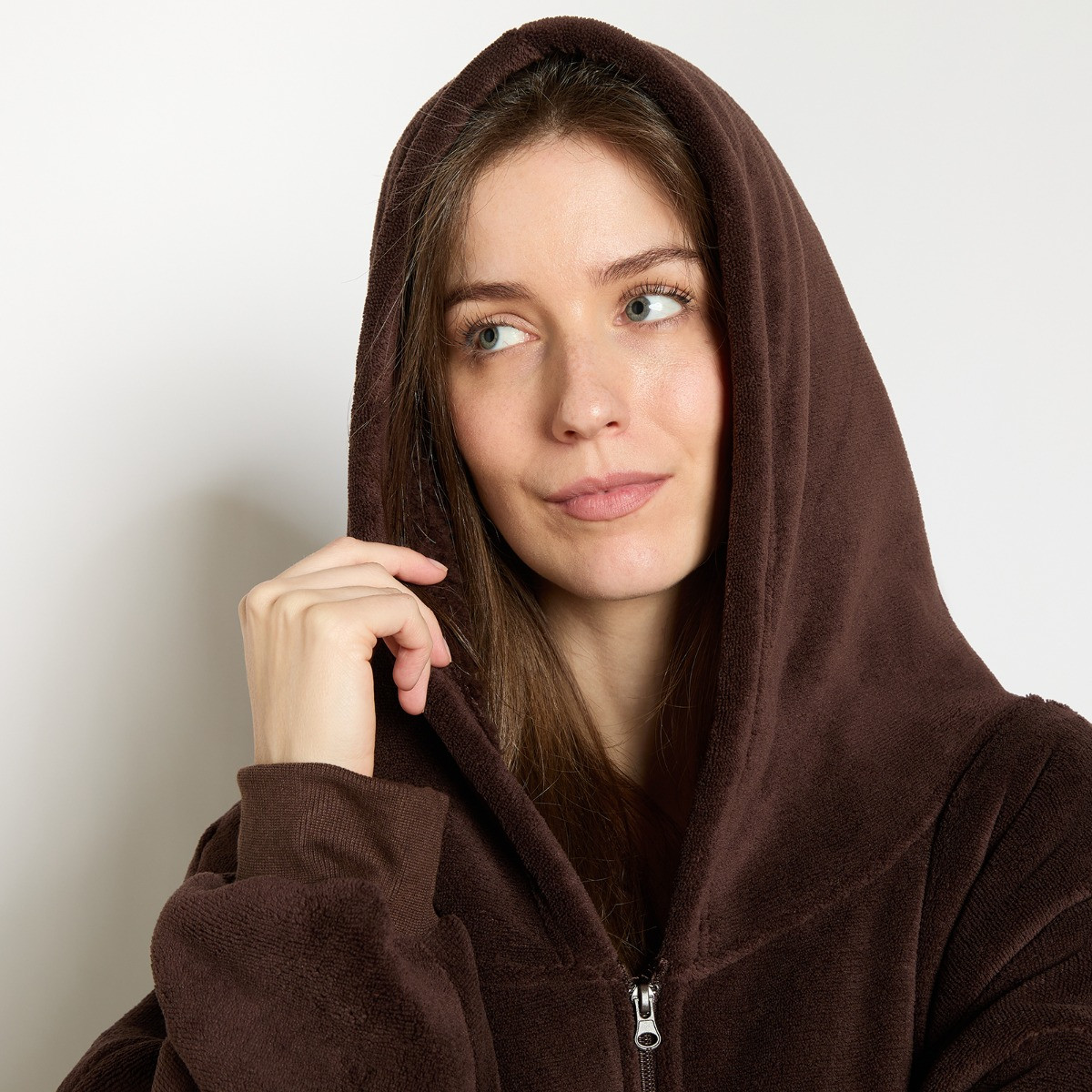 OHS Zipper Hoodie Blanket - Brown>