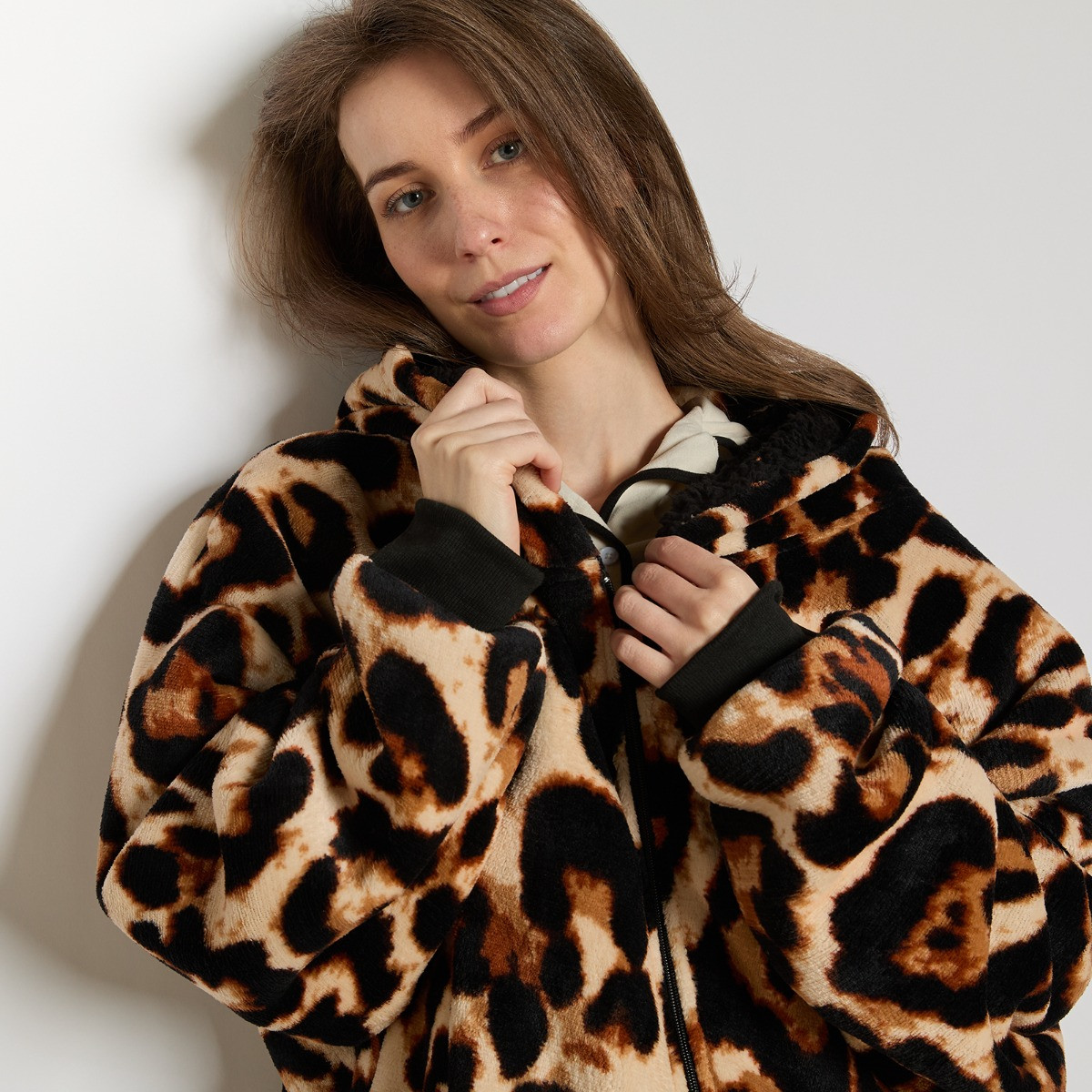 OHS Leopard Print Zipper Hoodie Blanket - Natural>