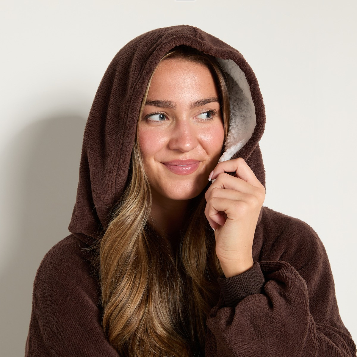 OHS Electric Heated Hoodie Blanket - Brown>