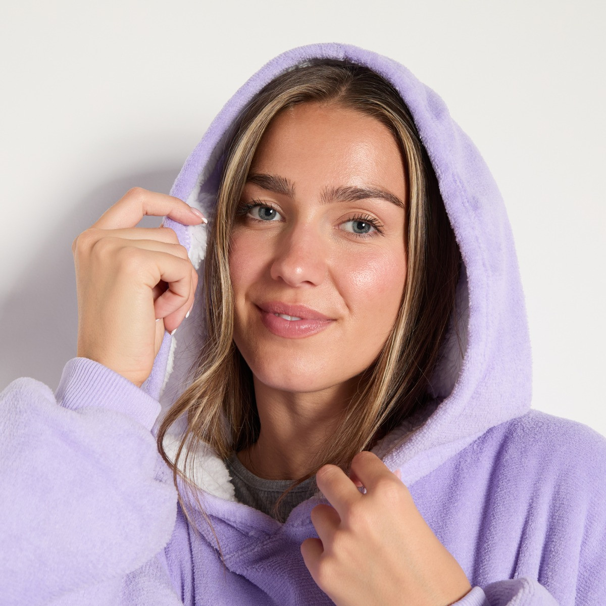 OHS Electric Heated Hoodie Blanket - Lilac>