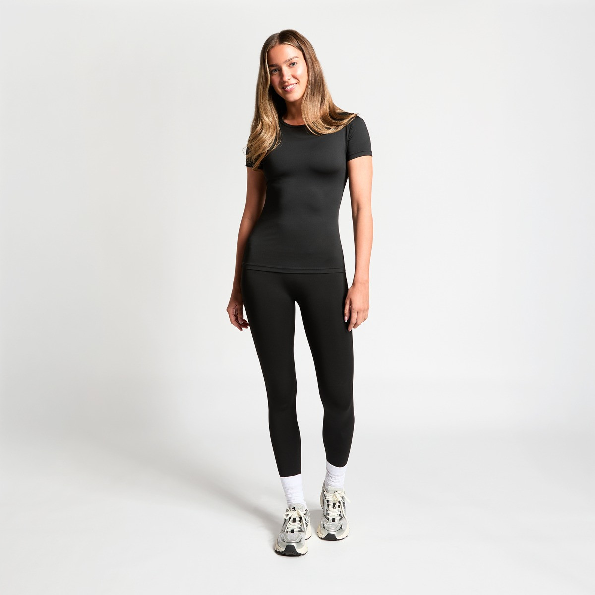 OHS Active Sculpt Crew Neck Fitted Short Sleeve T-Shirt - Black>