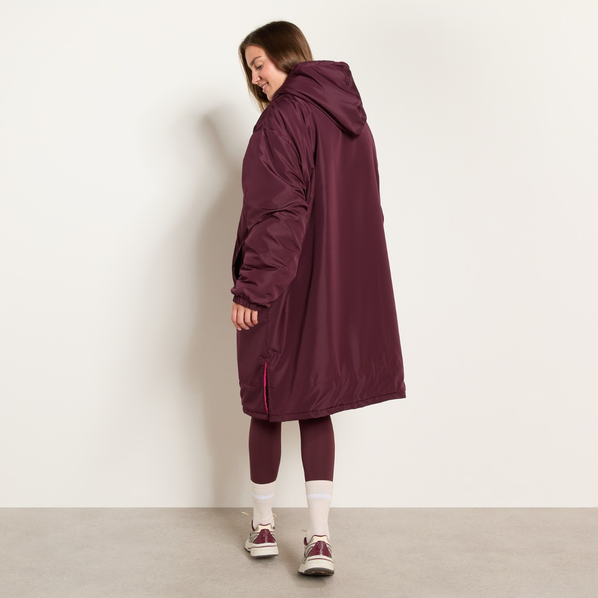 OHS Adults Water Resistant Sherpa Drying Robe - Plum>