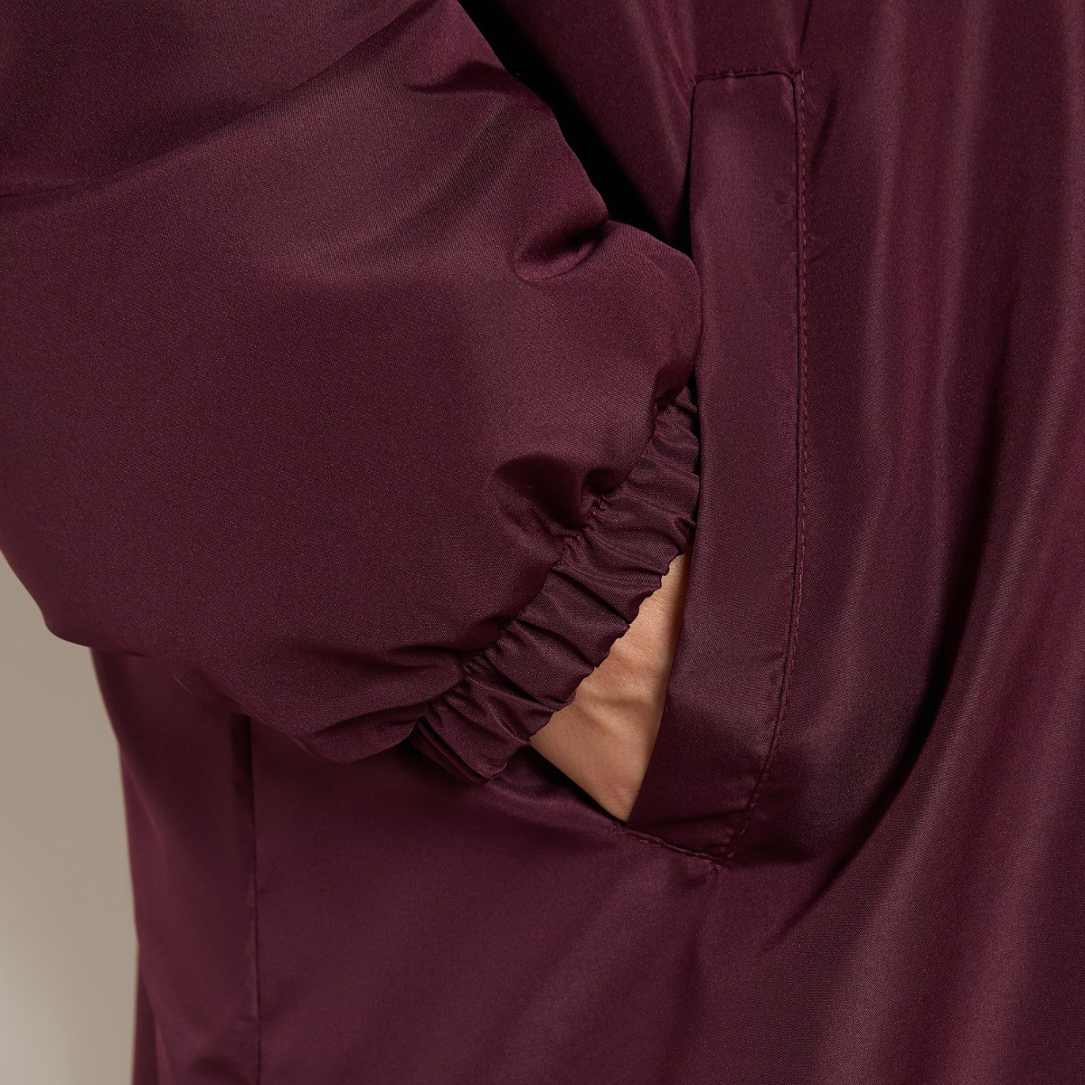 OHS Adults Water Resistant Sherpa Drying Robe - Plum>