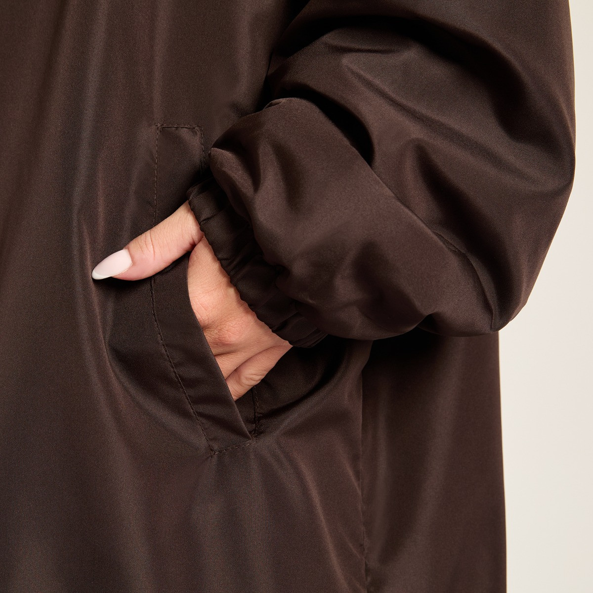 OHS Adult Water Resistant Sherpa Drying Robe - Brown/Zebra>