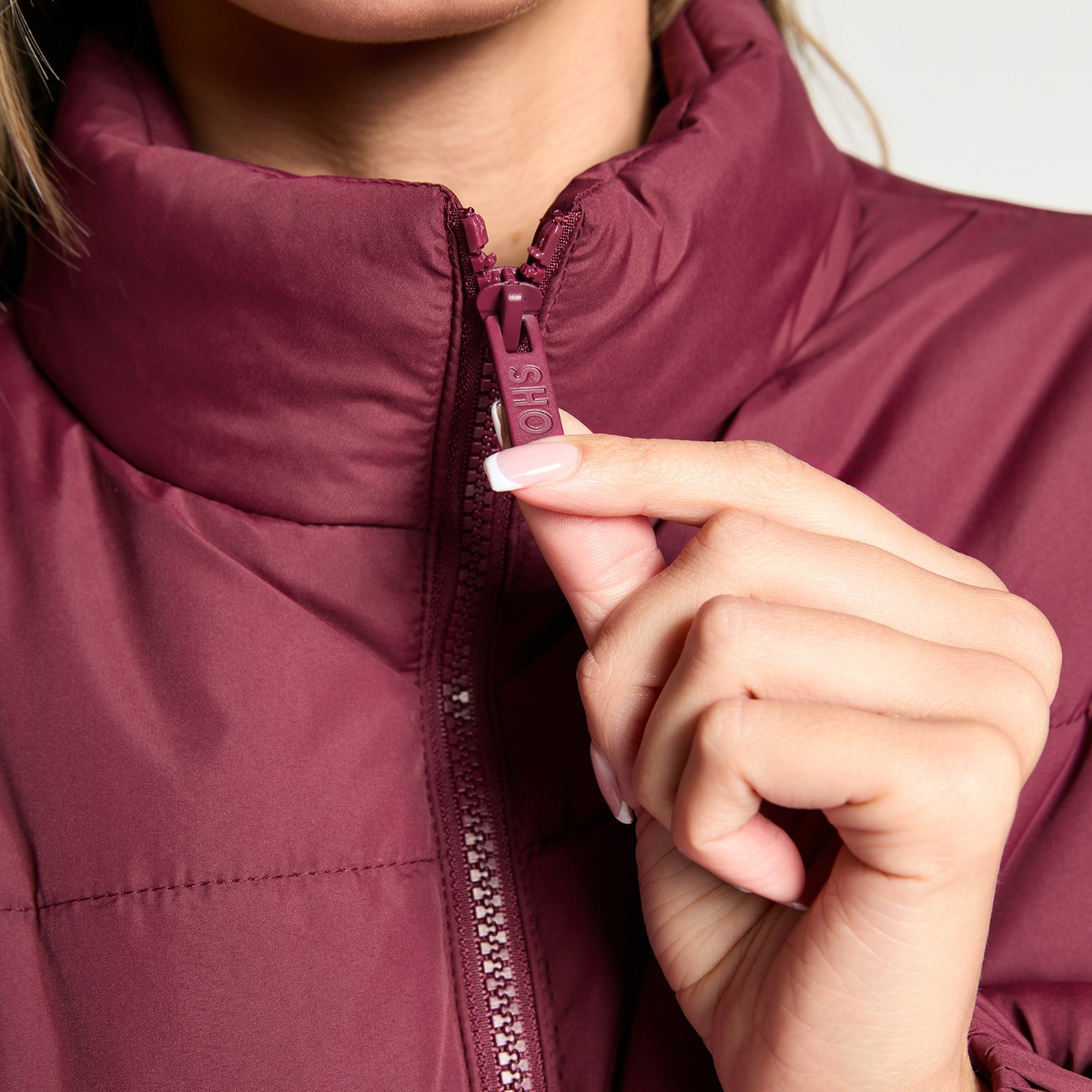 OHS Basic Funnel Neck Puffer Jacket - Burgundy>