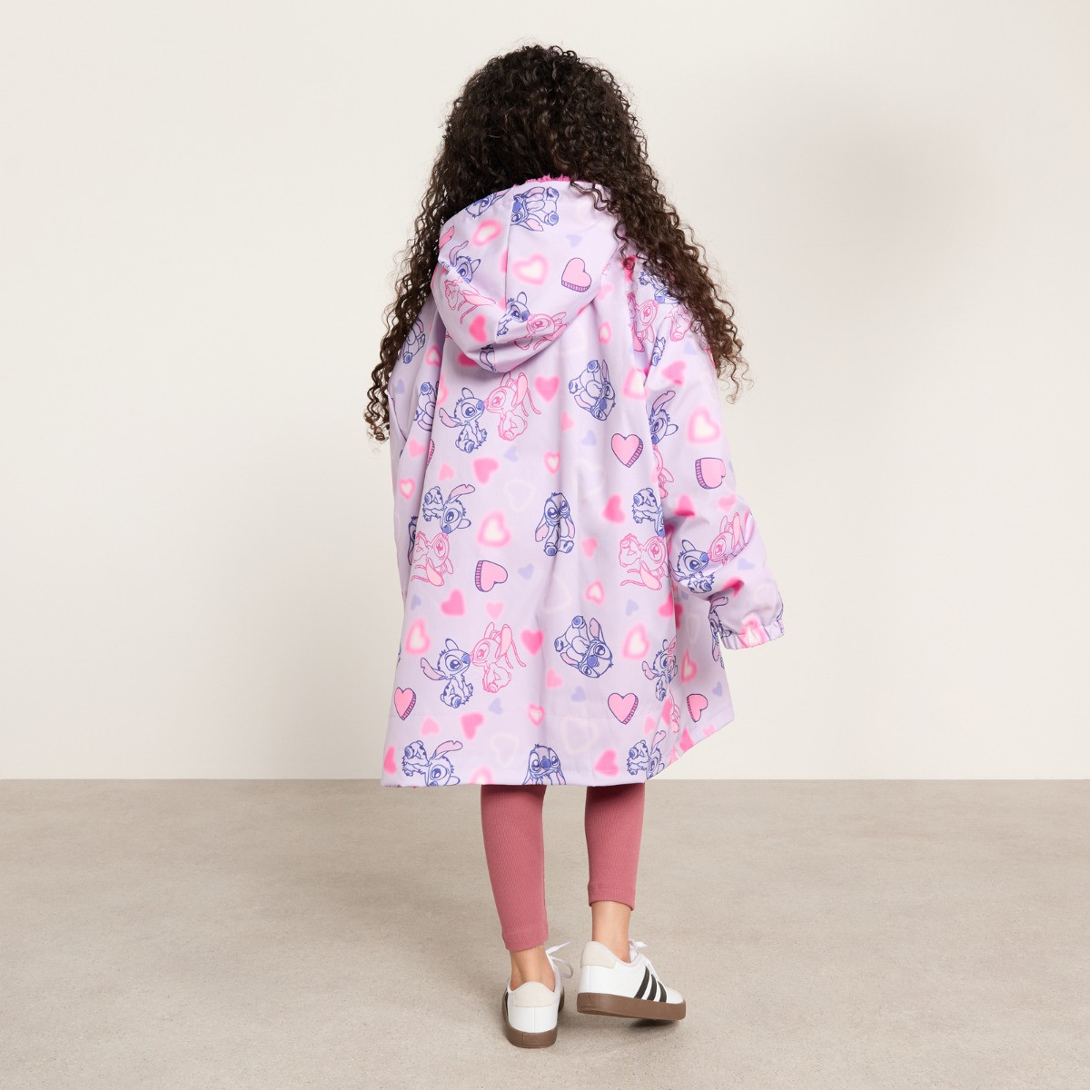OHS Kids Water Resistant Stitch & Angel Print Sherpa Drying Robe - Lilac/Pink>