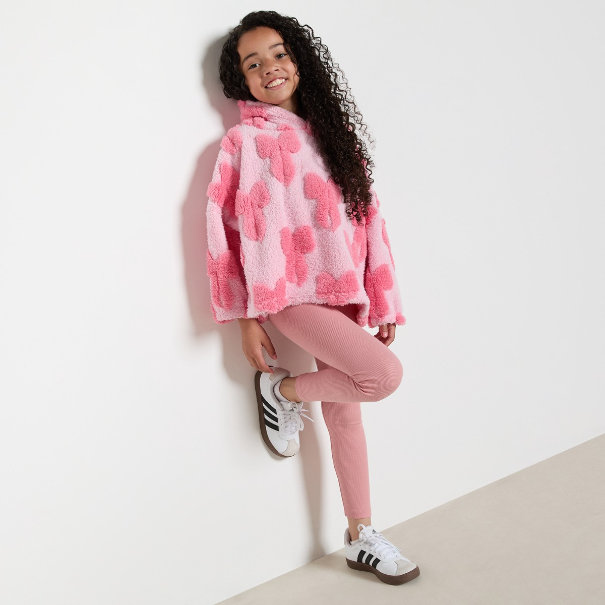 OHS Kids Tufted Bows Teddy Fleece Cropped Hoodie - Pink>