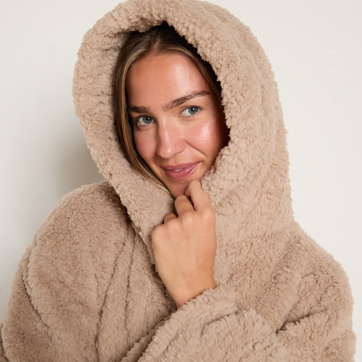 OHS Teddy Dressing Gown - Natural>