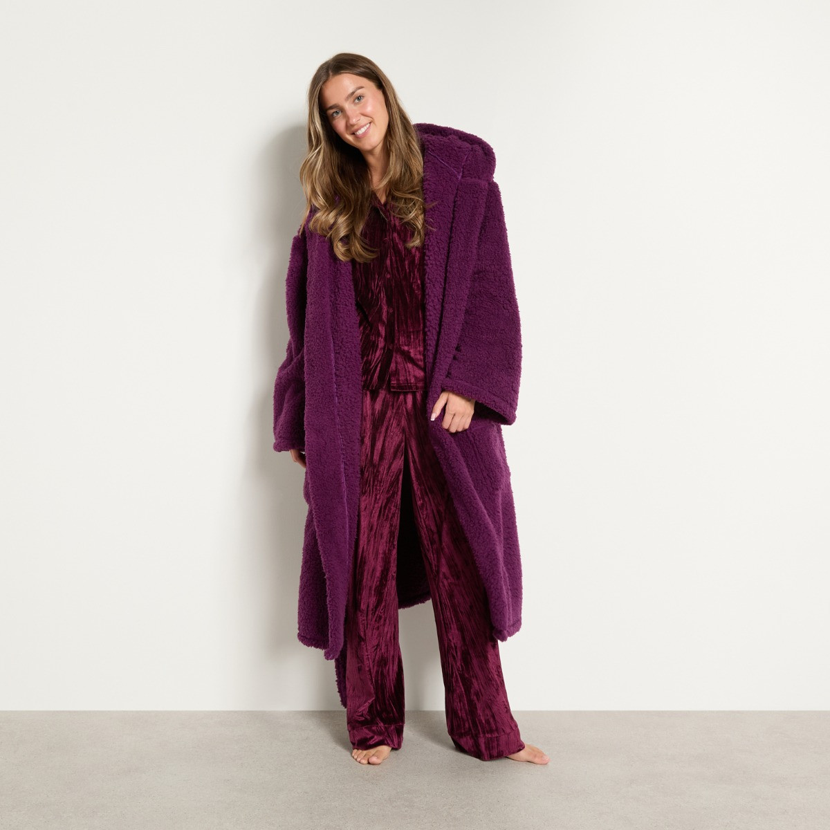 OHS Teddy Dressing Gown - Plum>