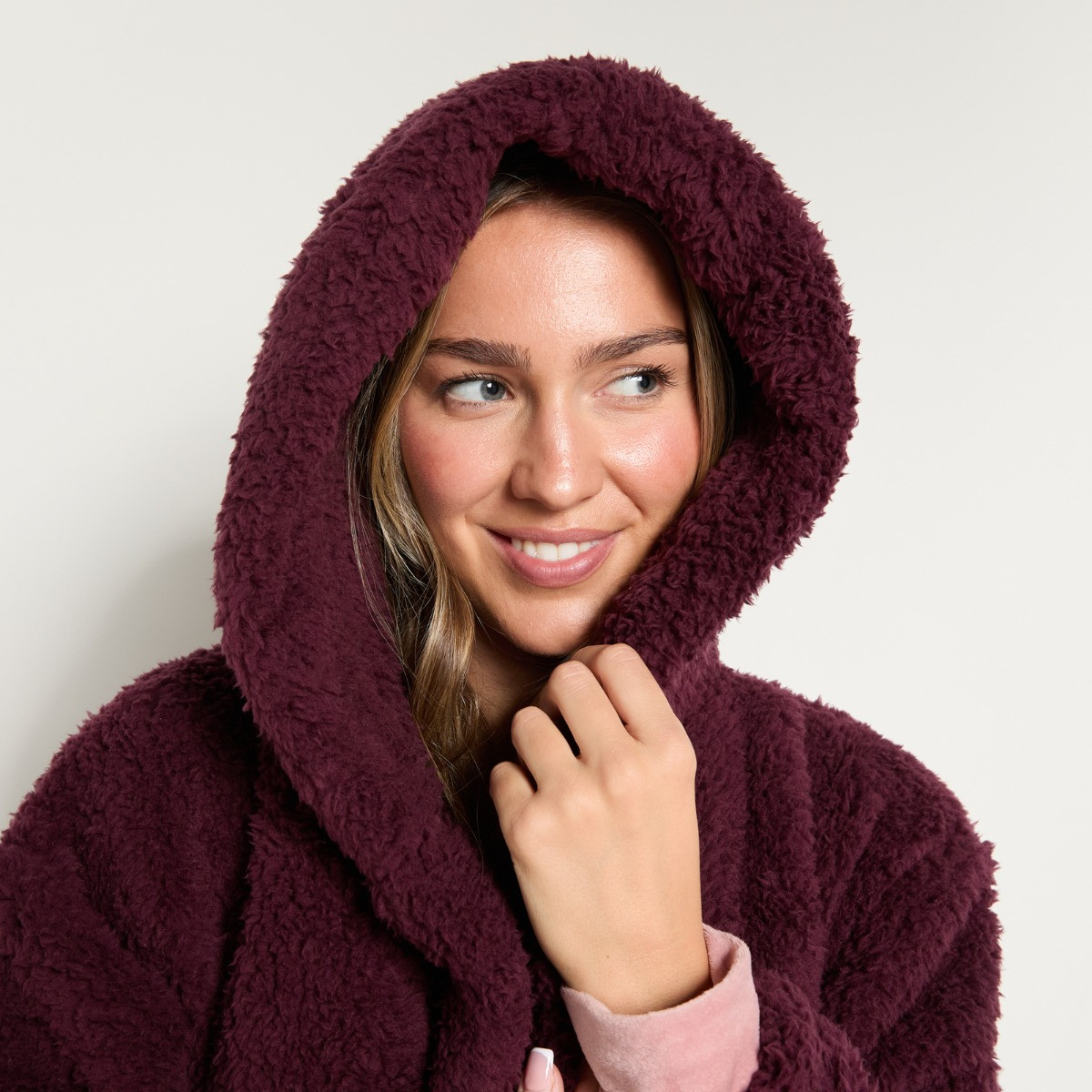 OHS Teddy Fleece Floor Length Dressing Gown - Burgundy>