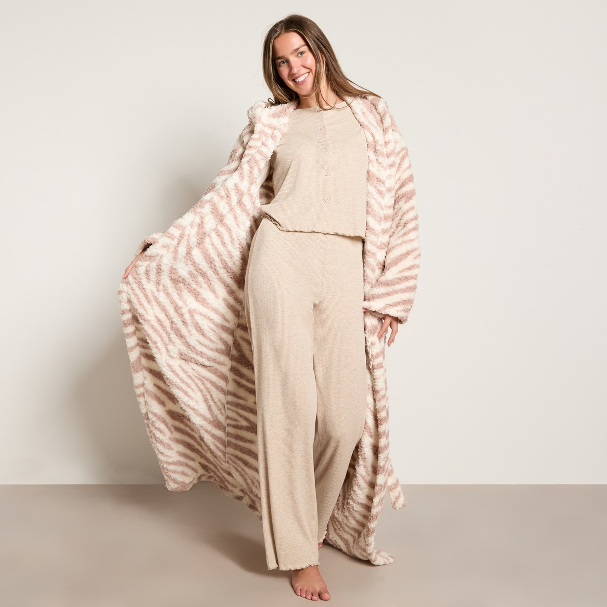OHS Zebra Teddy Fleece Floor Length Dressing Gown - Beige>