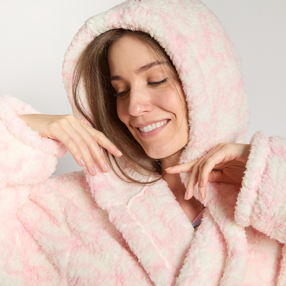 OHS Ribbon Bow Teddy Fleece Floor Length Dressing Gown - Pink/White>