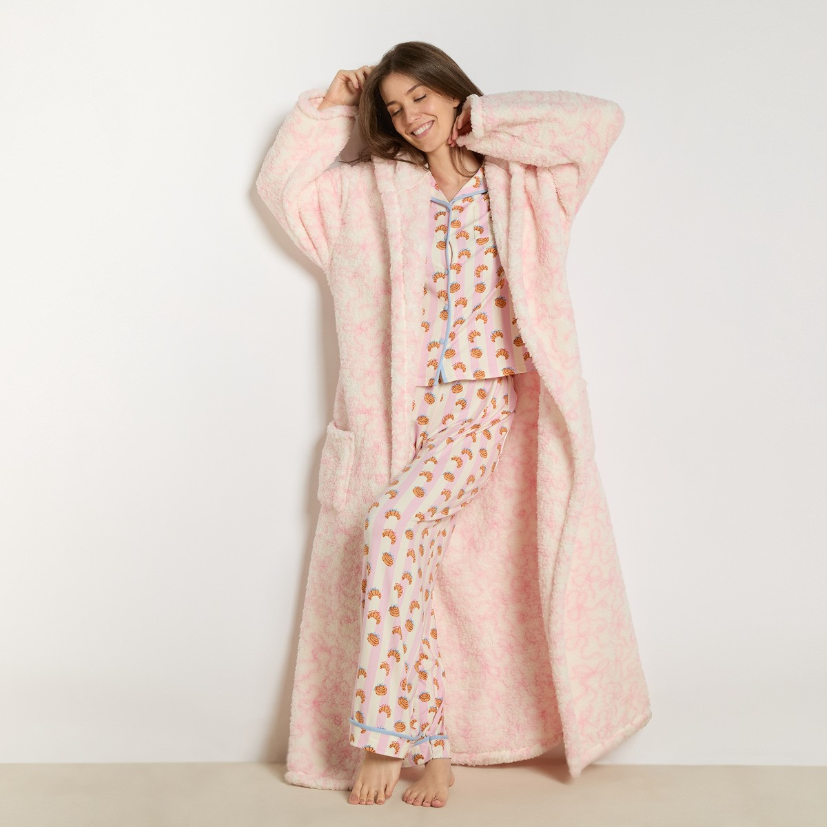 OHS Ribbon Bow Teddy Fleece Floor Length Dressing Gown - Pink/White>