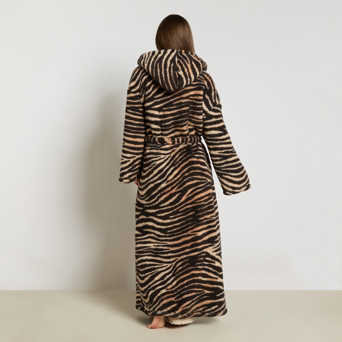 OHS Zebra Teddy Fleece Floor Length Dressing Gown - Natural>