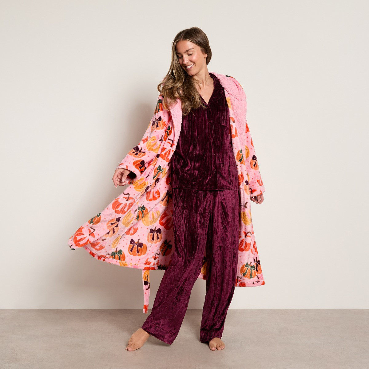 OHS Pumpkin Bow Print Fleece Dressing Gown - Pink>