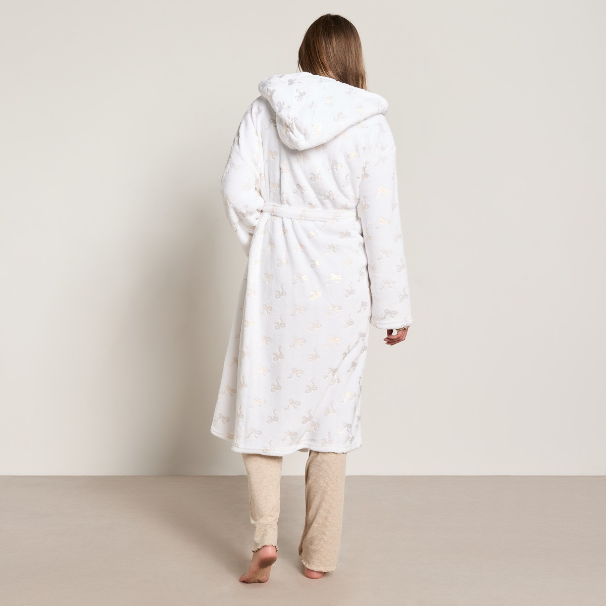 OHS Bow Print Dressing Gown - Cream/Gold>