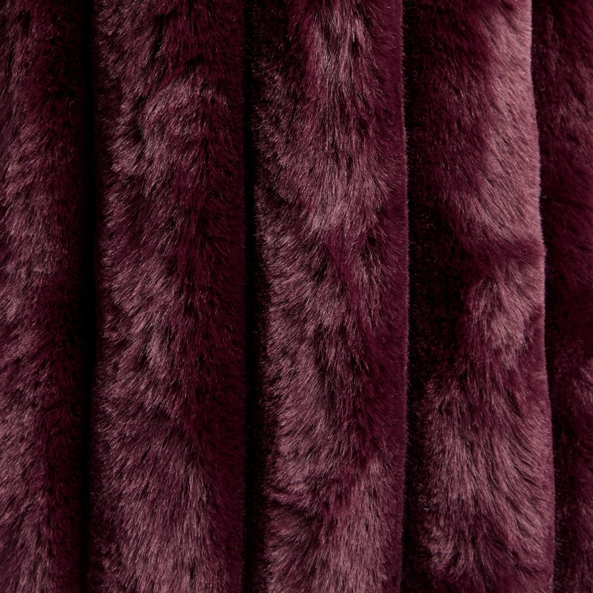 OHS Ribbed Hot Water Bottle Gift Set - Burgundy>