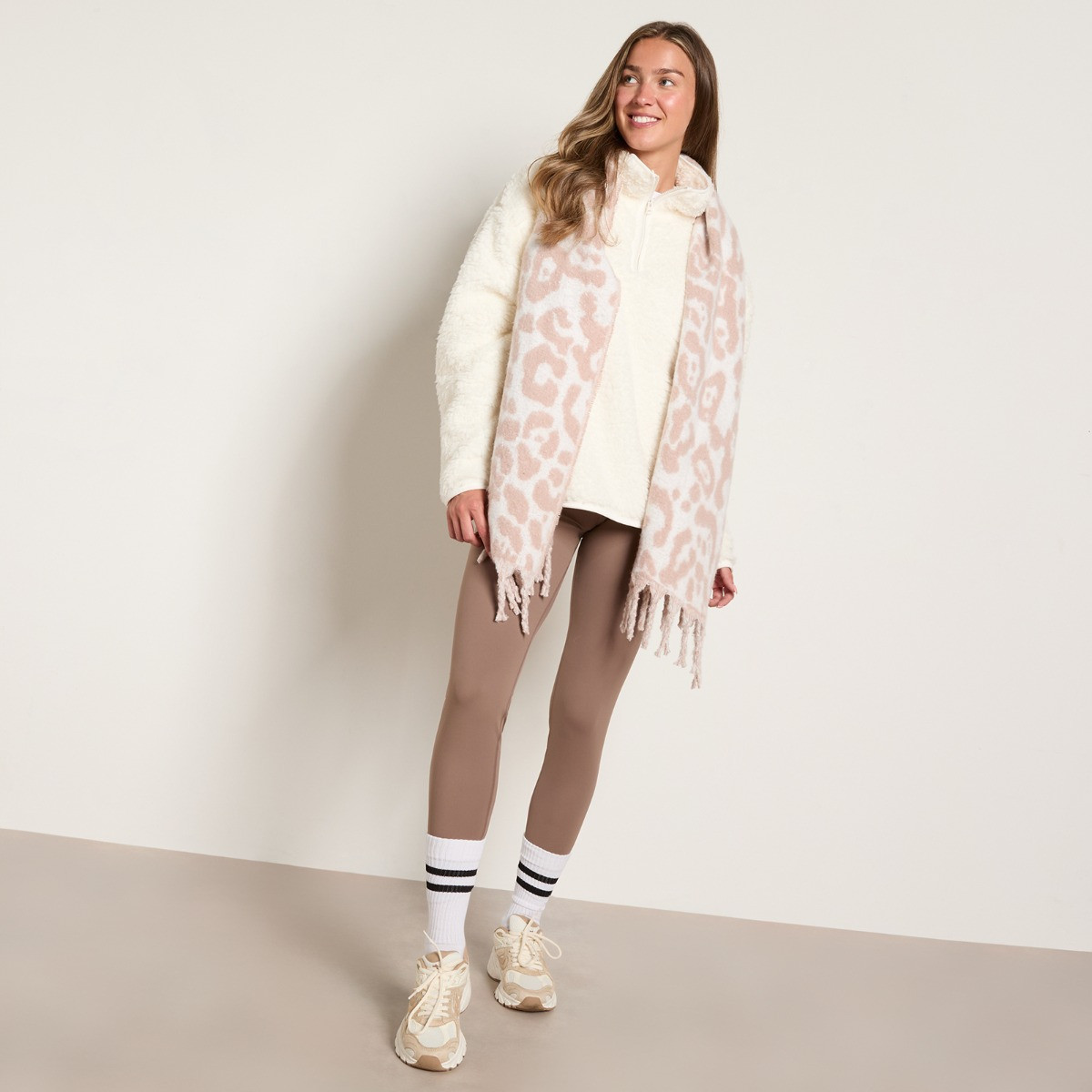 OHS Oversized Brushed Soft Leopard Chunky Scarf - Beige>