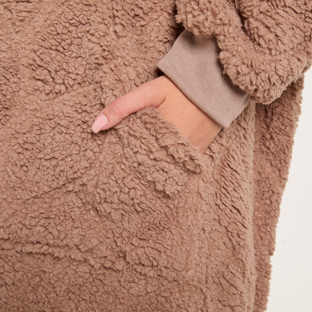 OHS Braided Fleece Hoodie Blanket - Mink>
