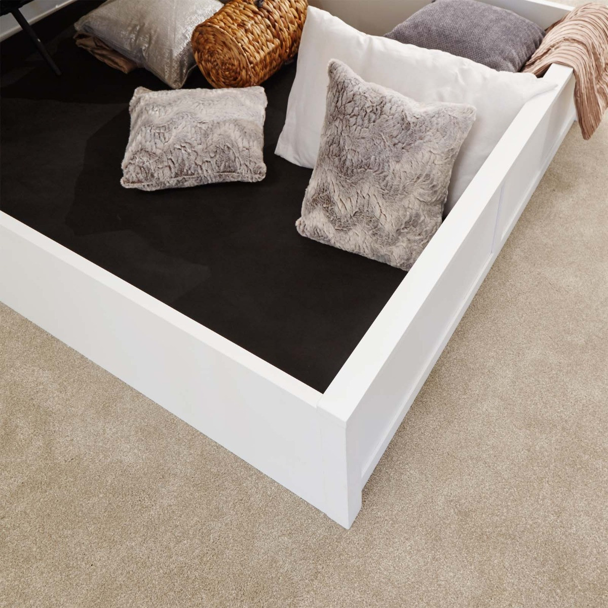 Como Wooden Ottoman Storage Bed, 5ft King - White>