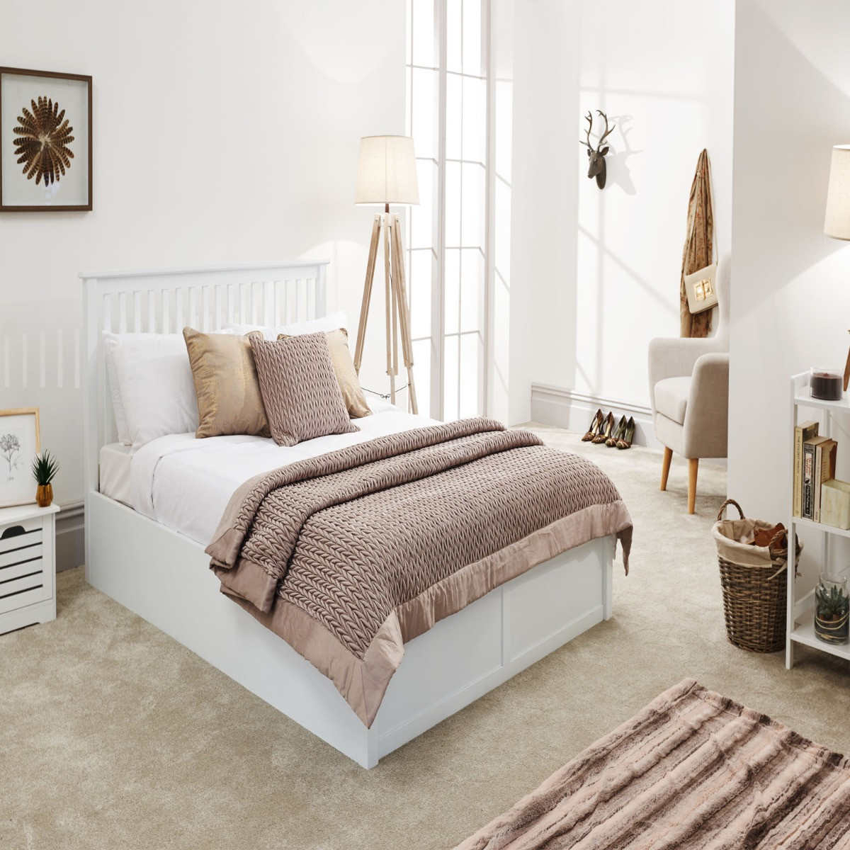 Como Wooden Ottoman Storage Bed, 5ft King - White>