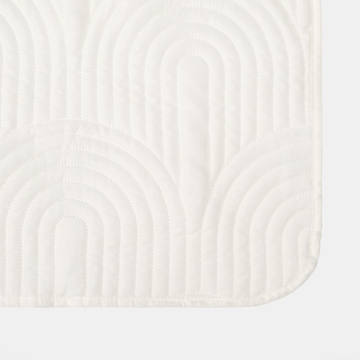 OHS Arches Quilted Throw, Cream - 200 x 240cmcm>
