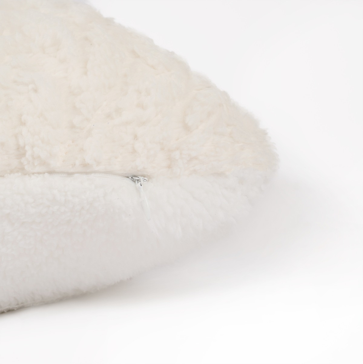 OHS 4 Pack Cable Knit Cushion Covers with Cushion - Cream >