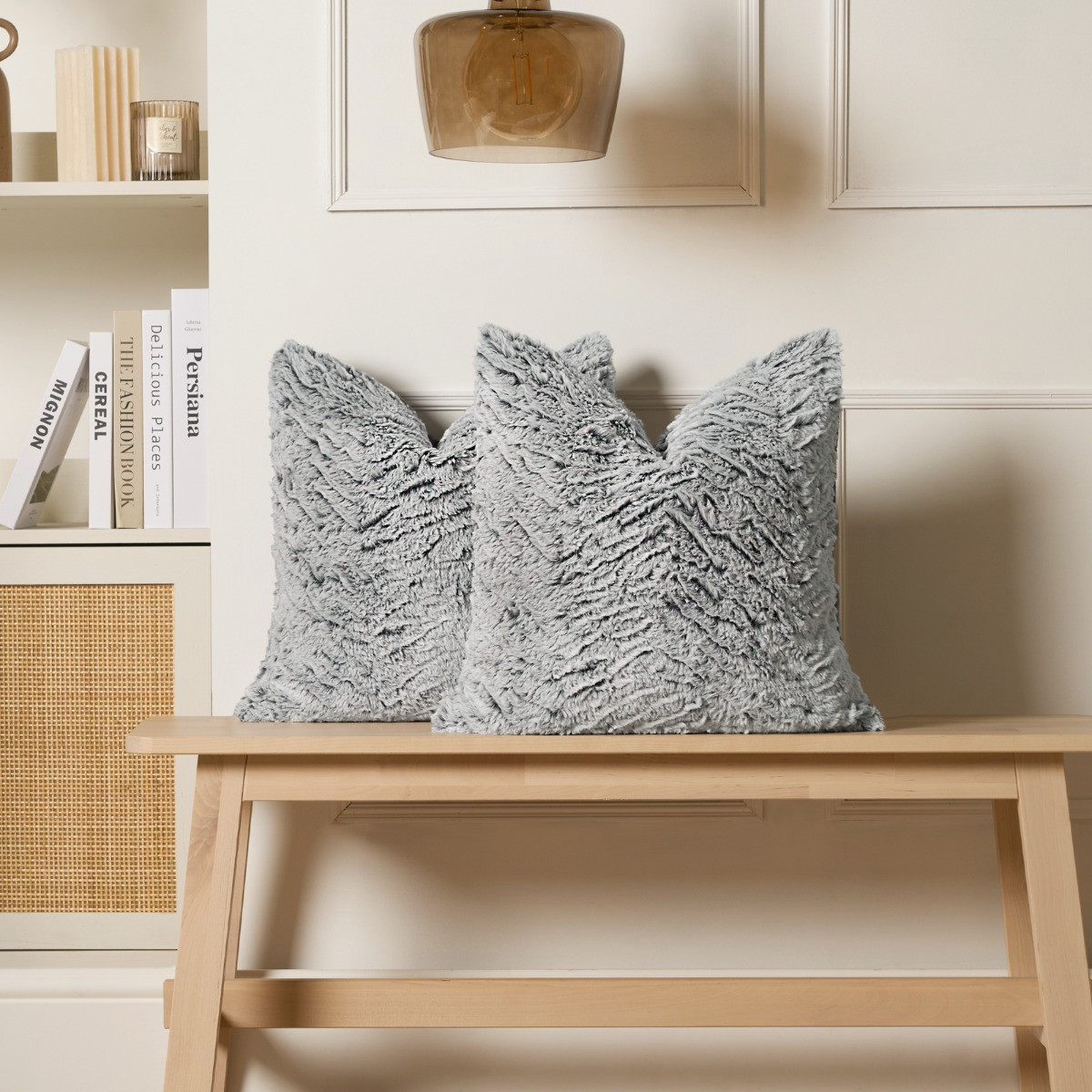 OHS 4 Pack Faux Fur Two Tone Cushion Covers with Cushion - Grey>