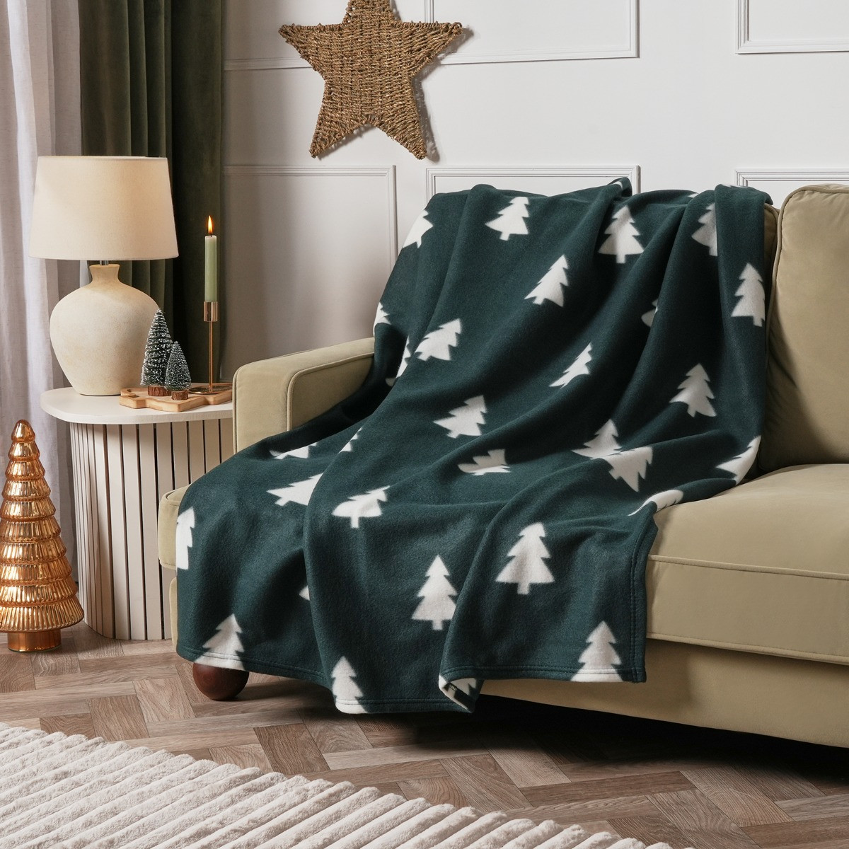 OHS Christmas Tree Print Fleece Throw - Green>