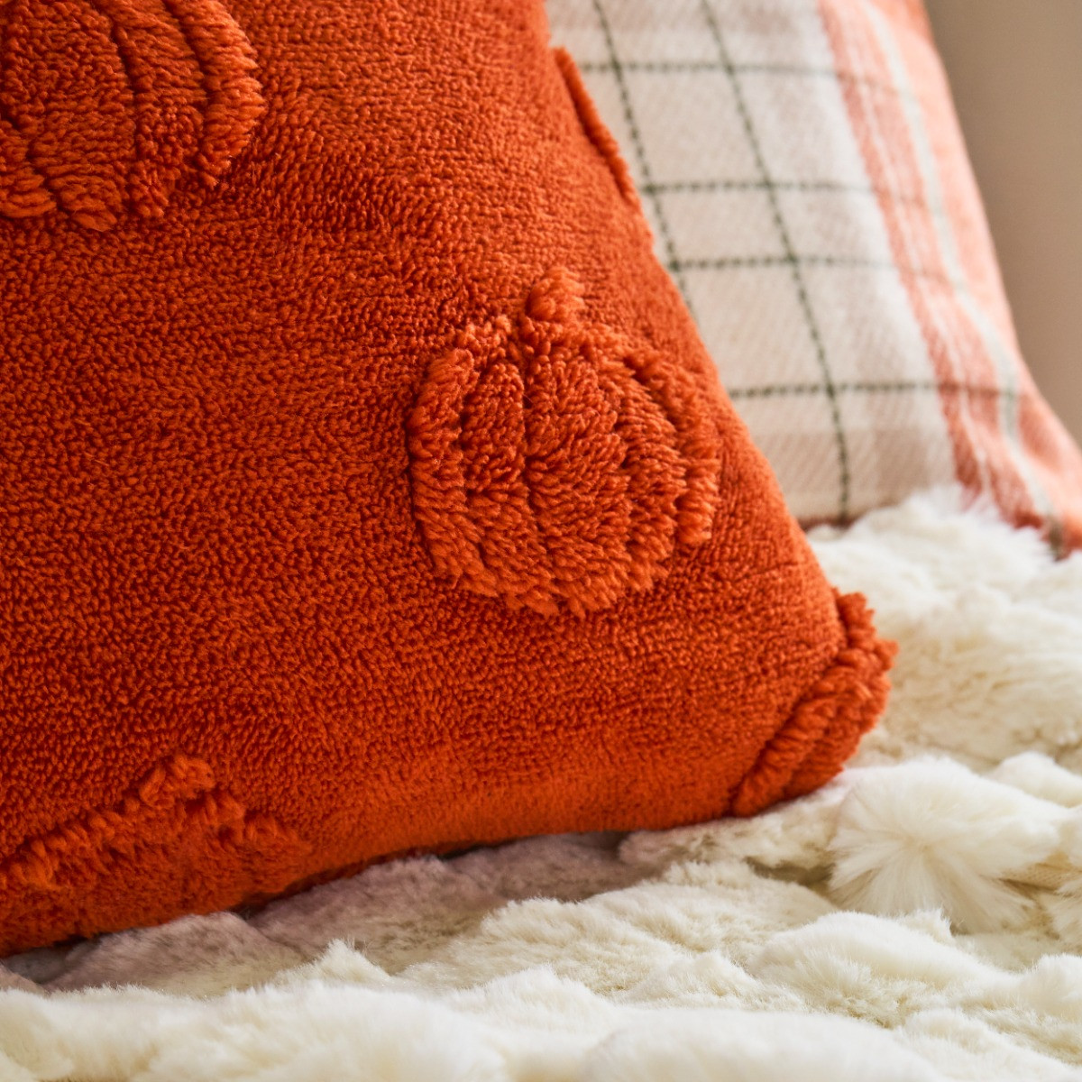 OHS Tufted Pumpkin Cushion Covers - Rust>