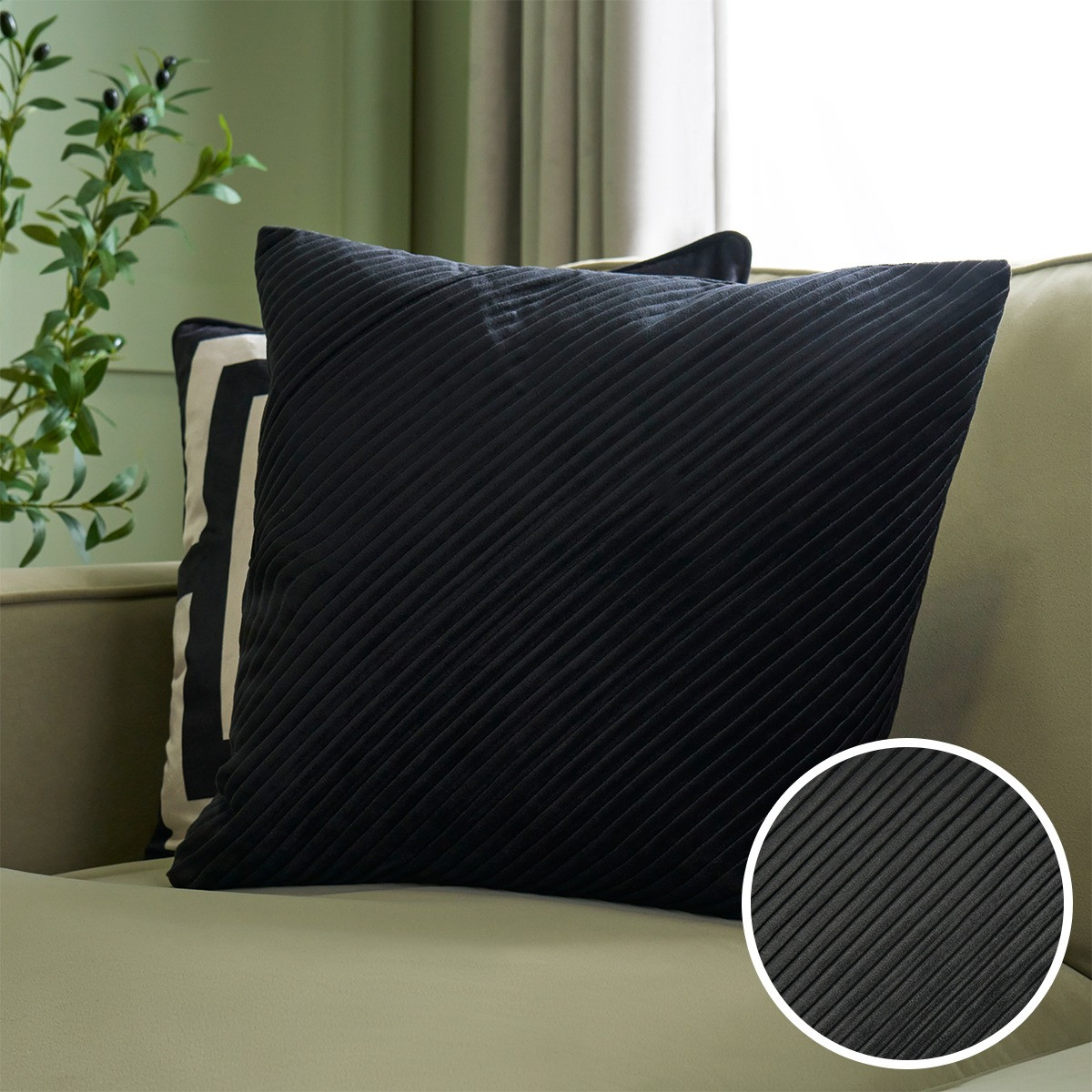 OHS Pleated Velvet Cushion Covers - Black>