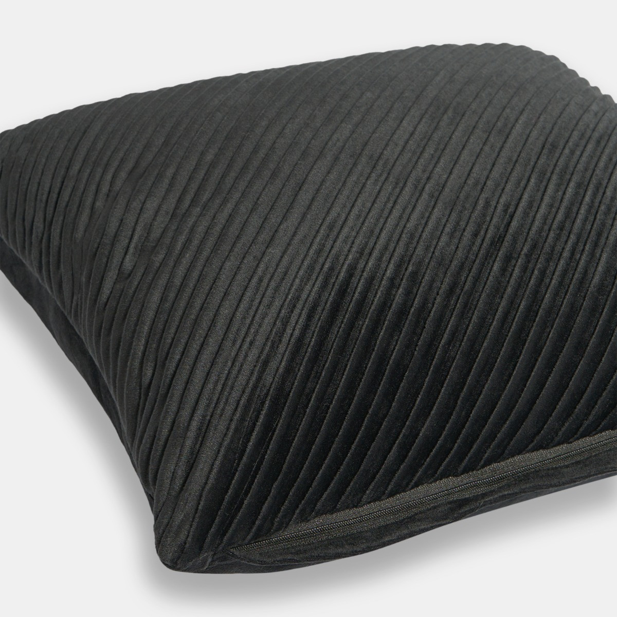 OHS Pleated Velvet Cushion Covers - Black>