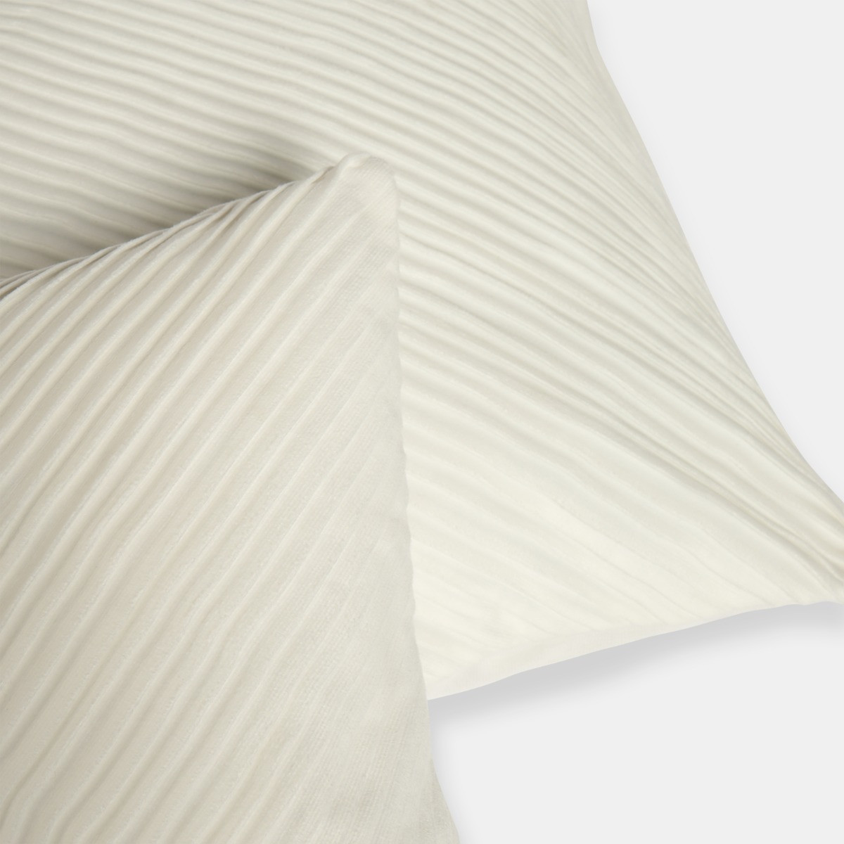 OHS 2 Pack Pleated Velvet Cushion Covers, Cream - 45 x 45cm>