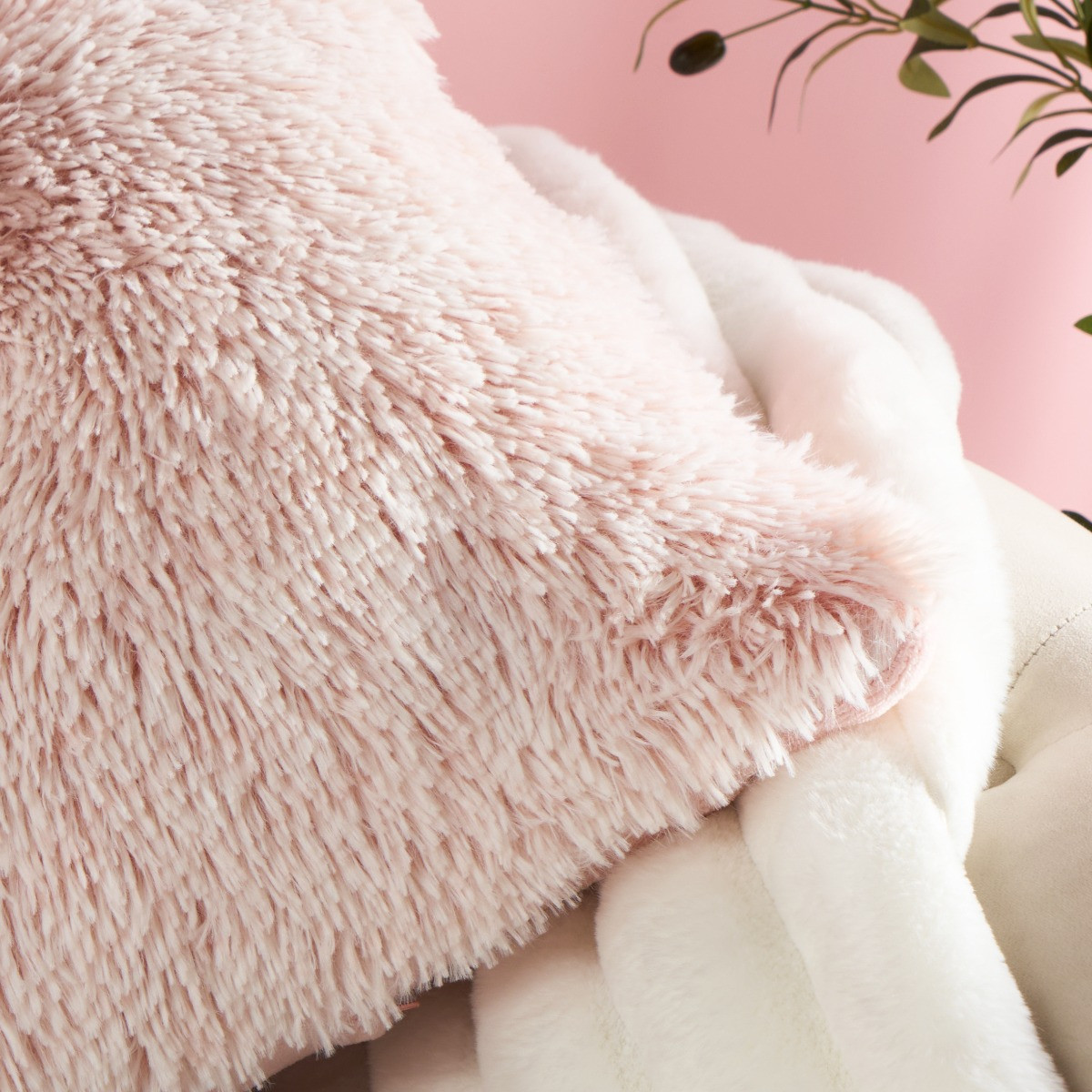 OHS Two Tone Fluffy Cushion Covers, Blush - 45 x 45cm>