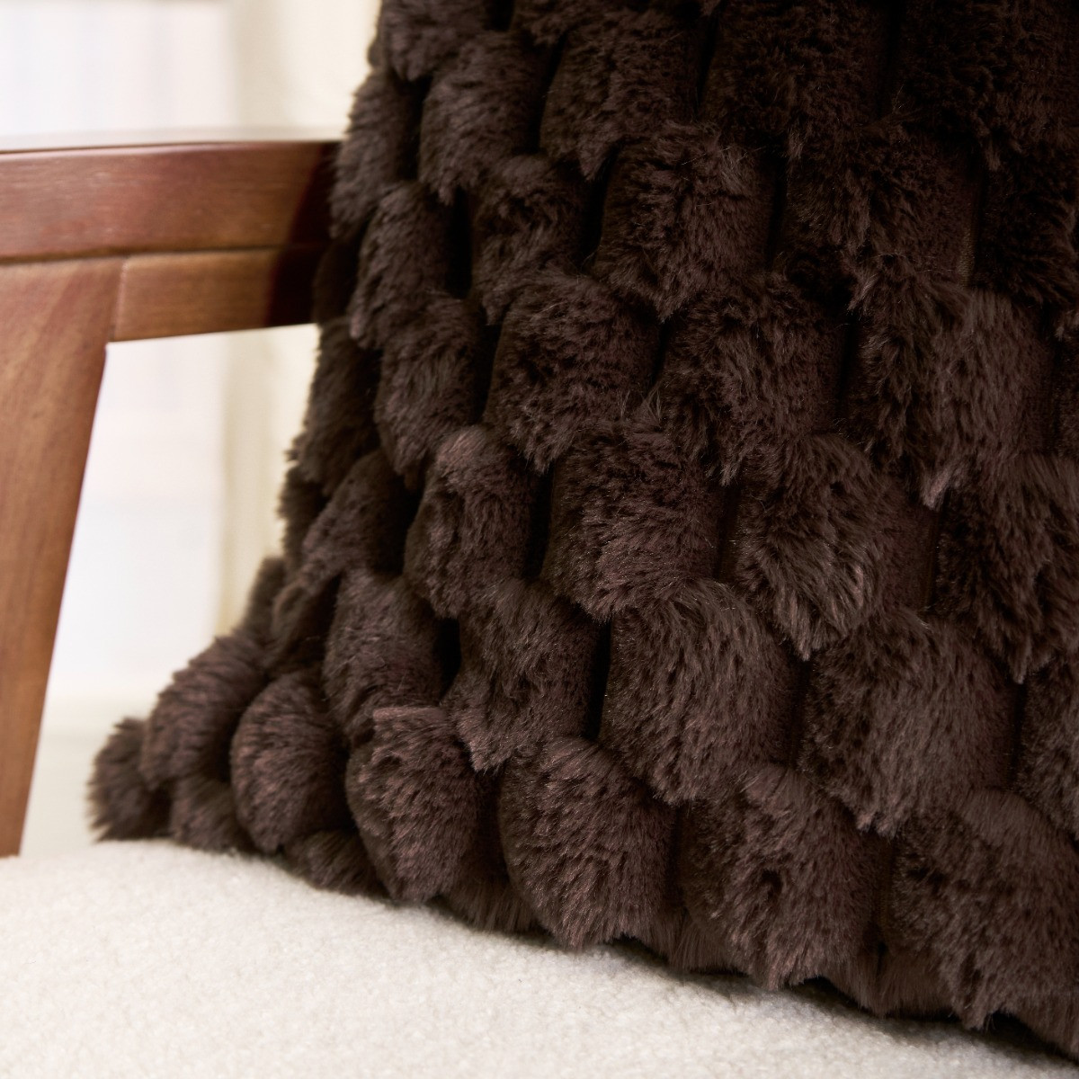 OHS Thick Faux Fur Waffle Cushion Covers - Chocolate>