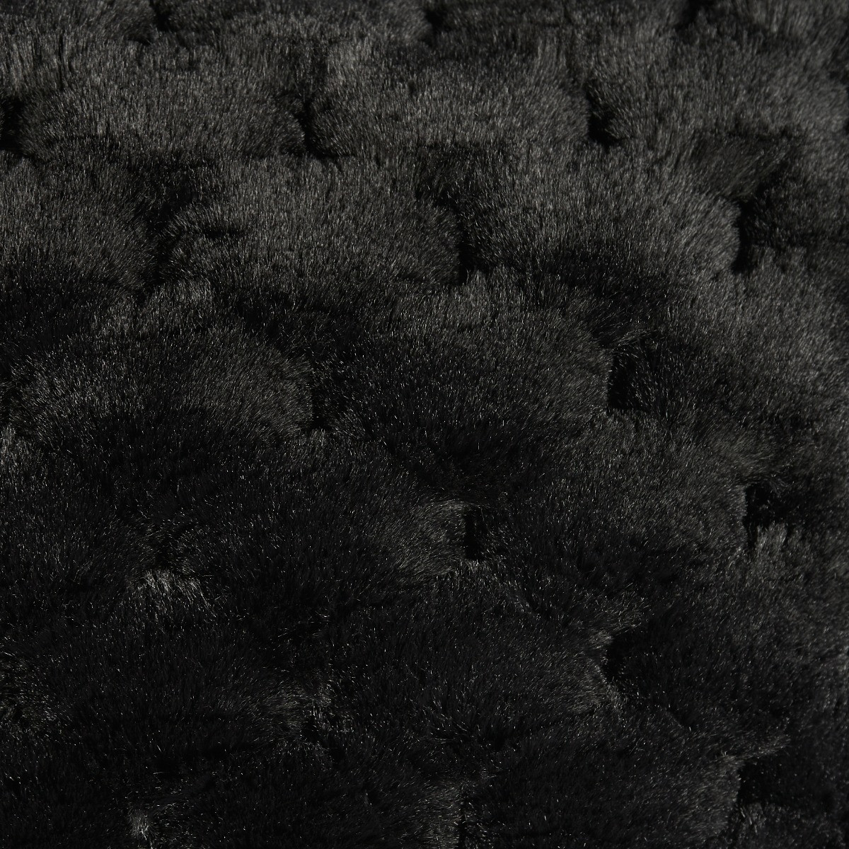OHS Jumbo Waffle Fur Cushion Cover - Black>