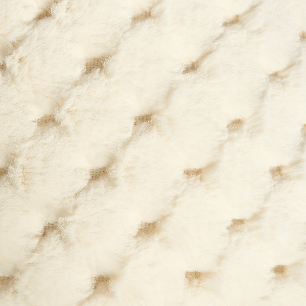 OHS Jumbo Waffle Fur Cushion Cover, White - 45 x 45cm>